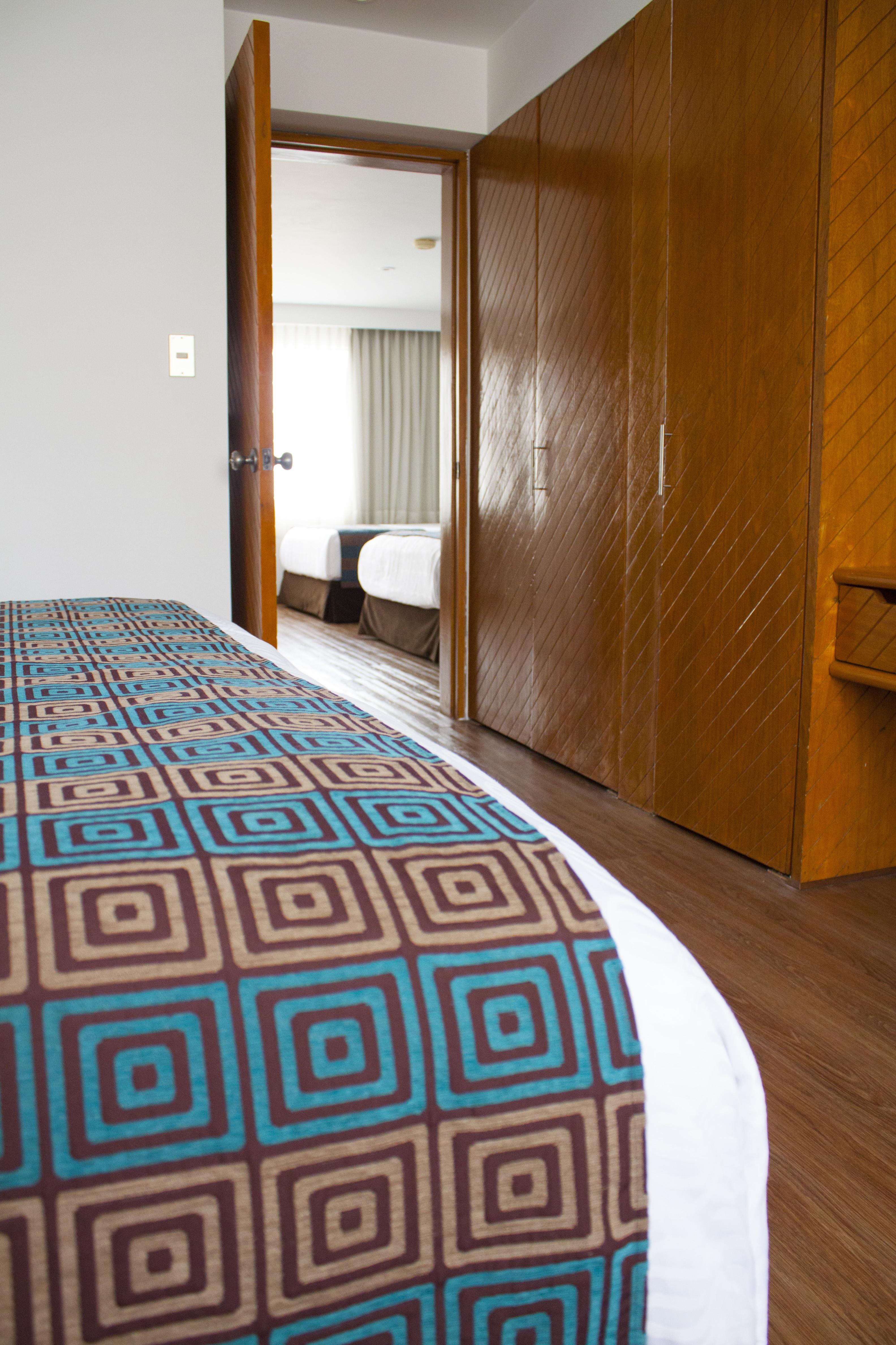 Socialtel Posada Miraflores Лима Экстерьер фото