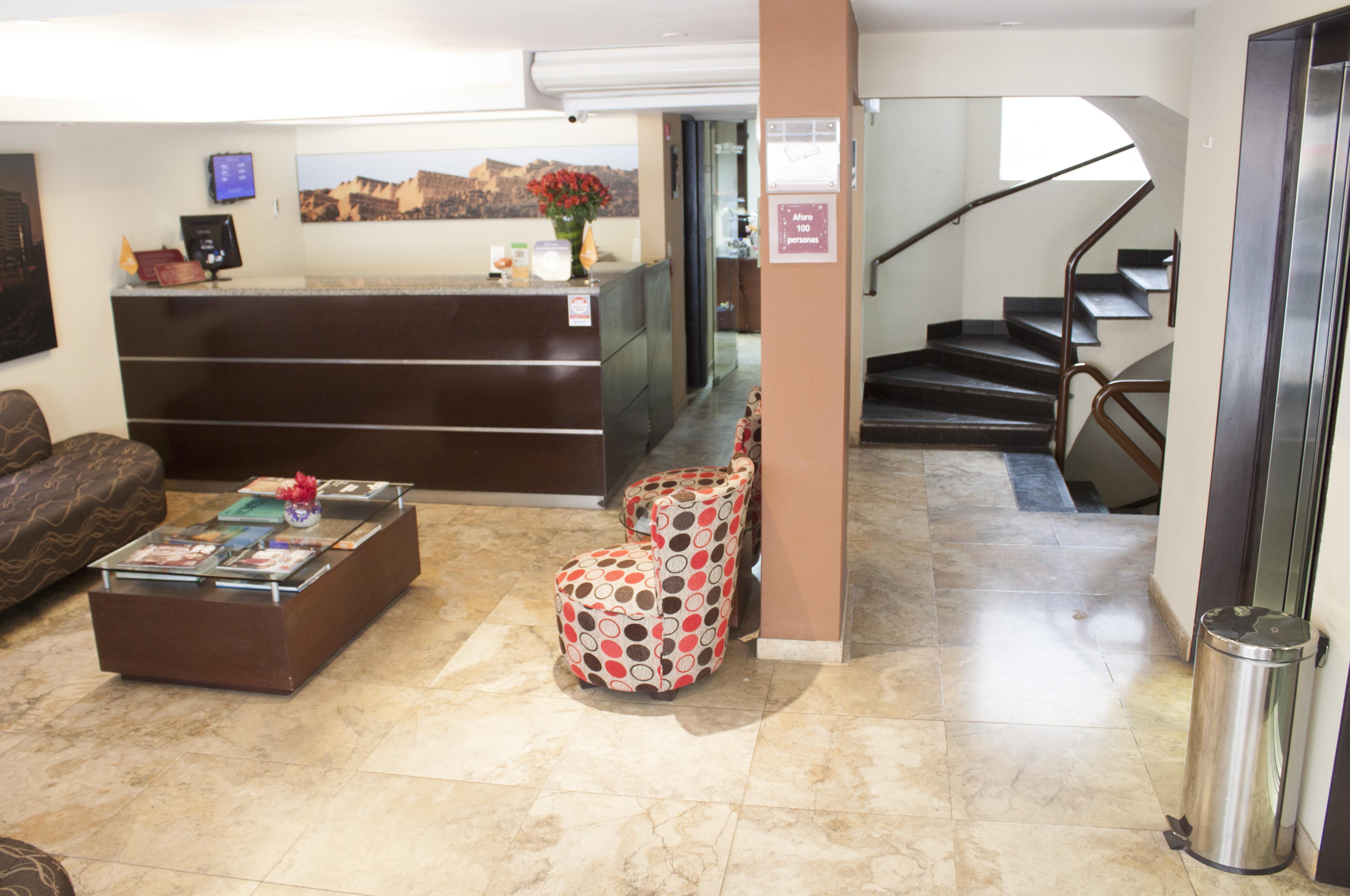 Socialtel Posada Miraflores Лима Экстерьер фото