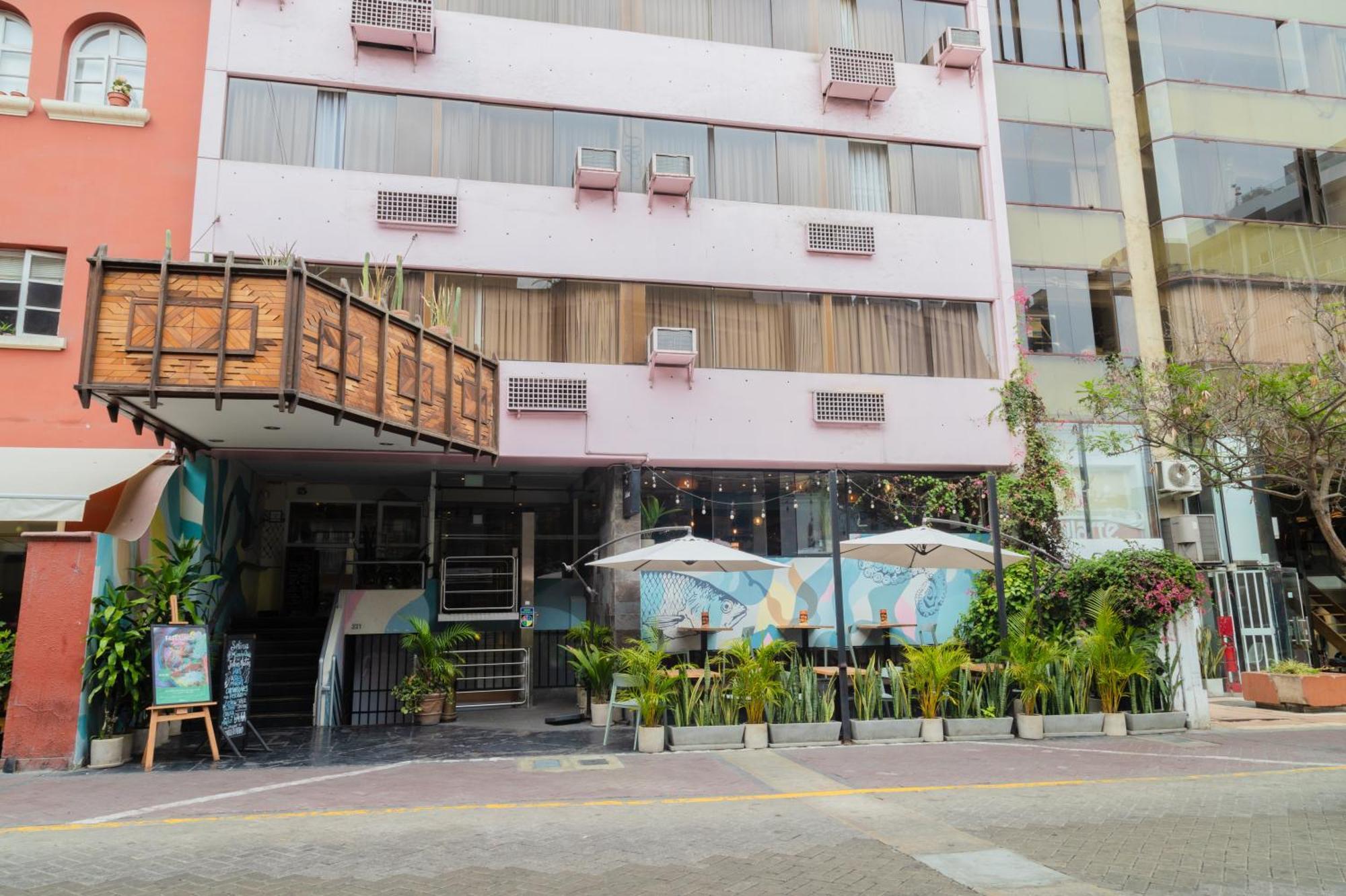 Socialtel Posada Miraflores Лима Экстерьер фото